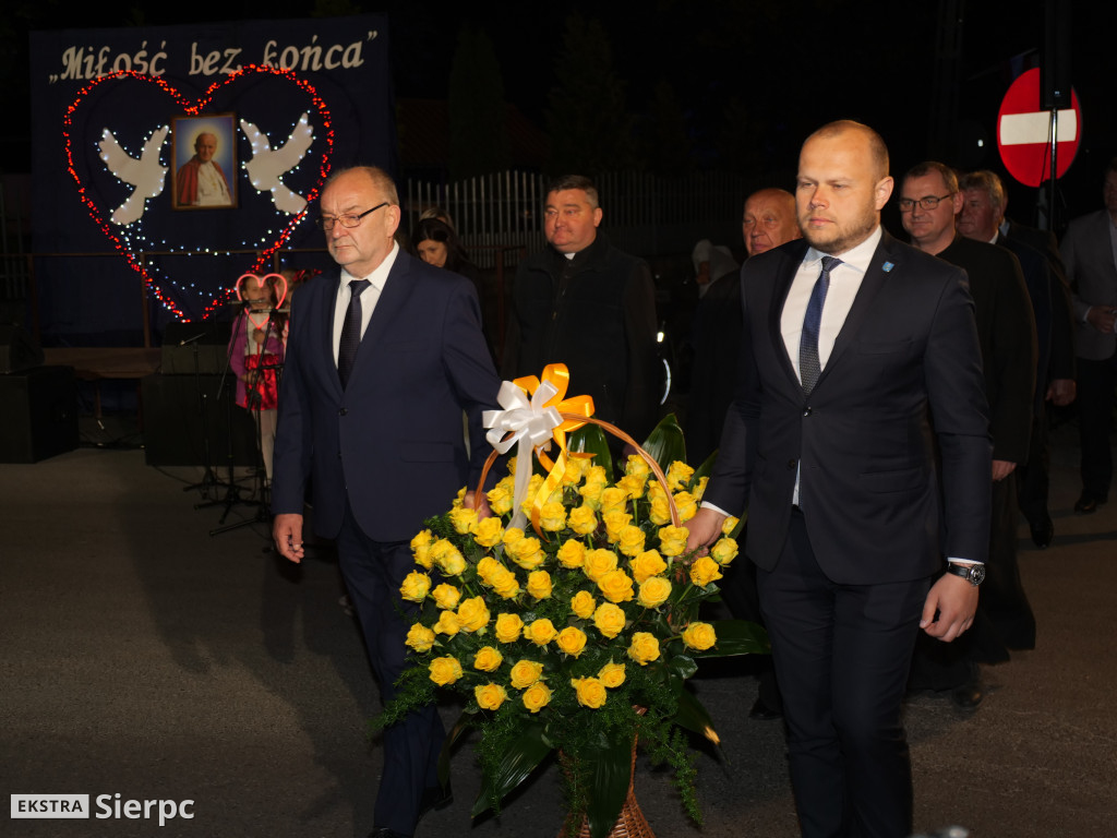 Zamyślenia rodaków w hołdzie Janowi Pawłowi II