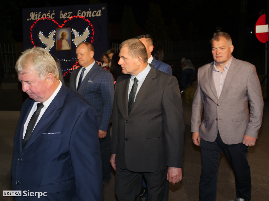 Zamyślenia rodaków w hołdzie Janowi Pawłowi II