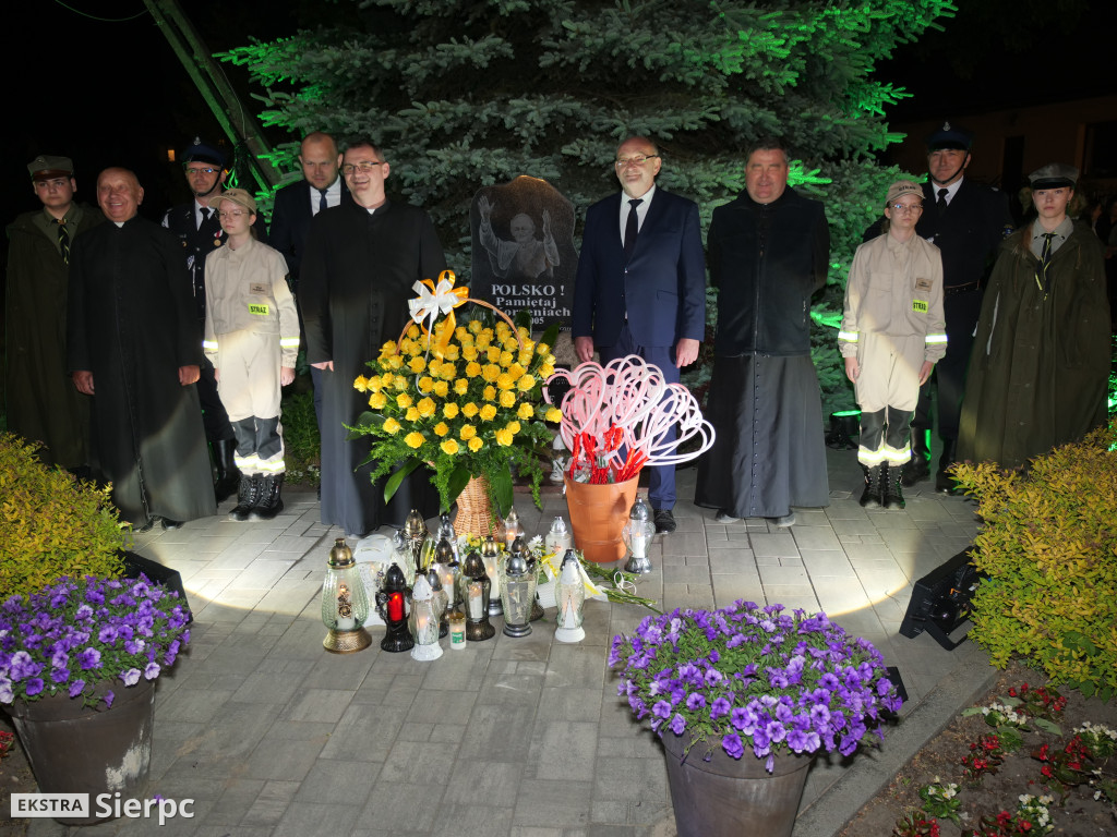 Zamyślenia rodaków w hołdzie Janowi Pawłowi II