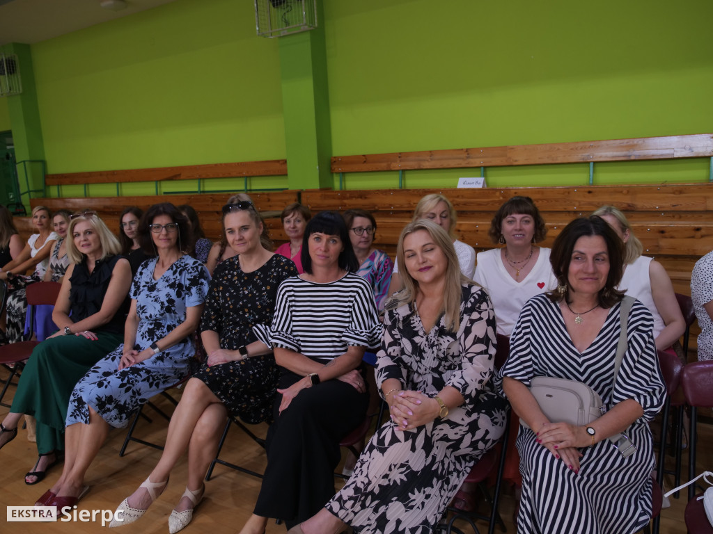 Pożegnanie absolwentów Dwójki