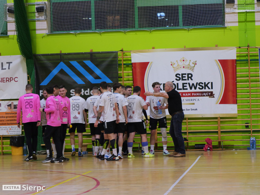 MKS Mazur Sierpc - Start Konin