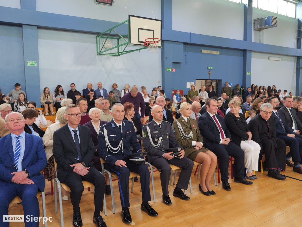 Ślubowanie kadetów w ZSS w Zawidzu Kościelnym