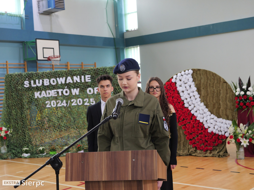 Ślubowanie kadetów w ZSS w Zawidzu Kościelnym