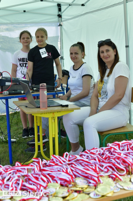 Festyn z okazji Dnia Dziecka w Szczutowie