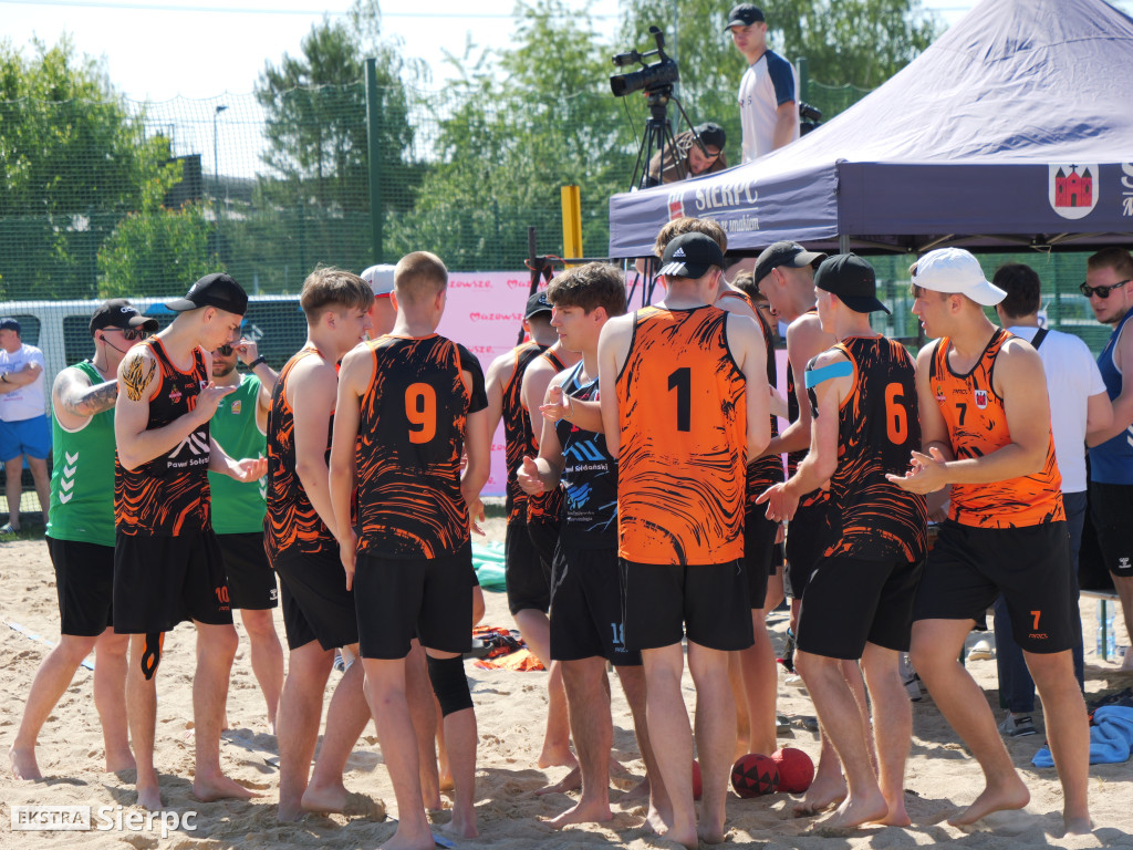Piłka ręczna plażowa w Sierpcu – I dzień
