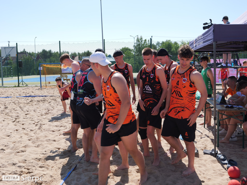Piłka ręczna plażowa w Sierpcu – I dzień