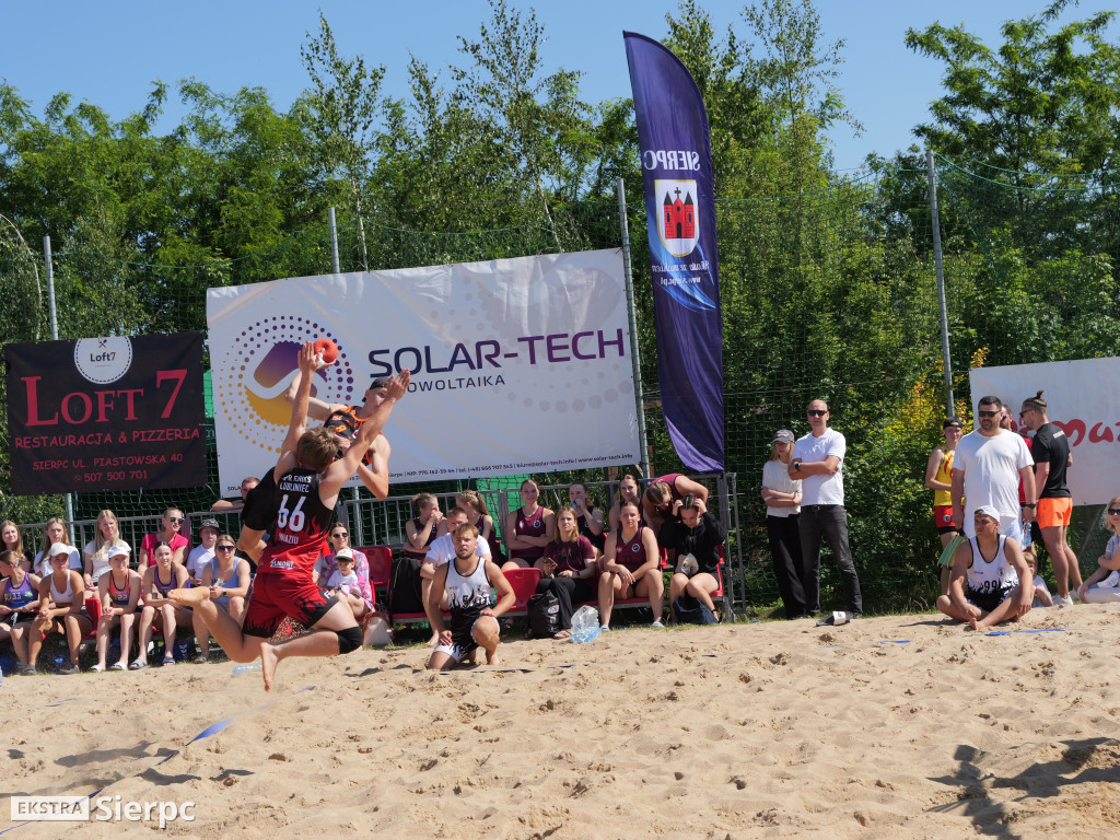 Piłka ręczna plażowa w Sierpcu – I dzień