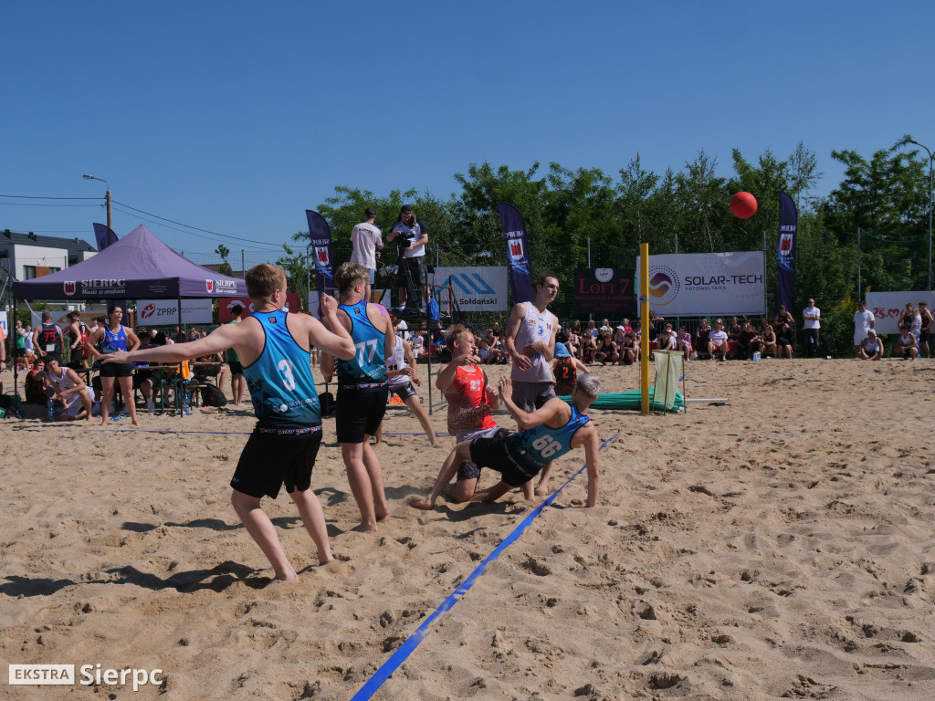 Piłka ręczna plażowa w Sierpcu – I dzień