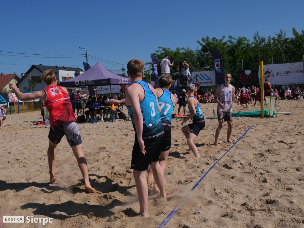 Piłka ręczna plażowa w Sierpcu – I dzień