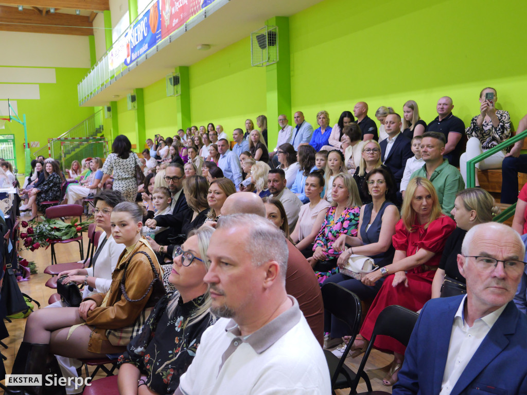 Pożagnanie absolwentów Dwójki