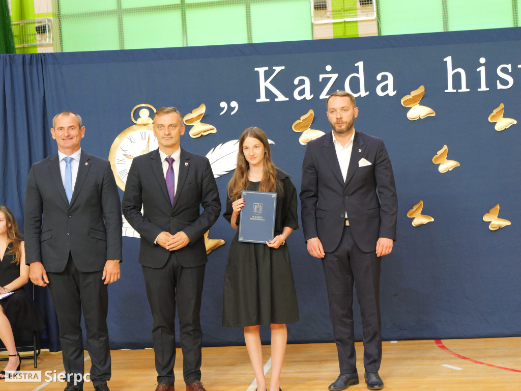 Pożagnanie absolwentów Dwójki