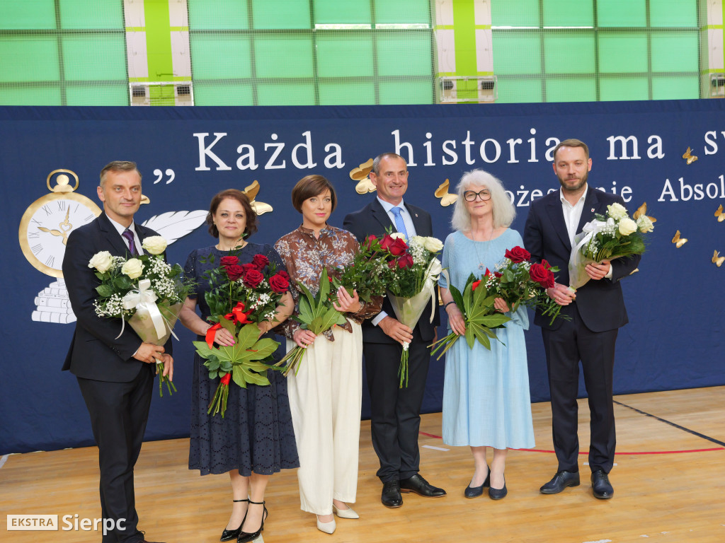 Pożagnanie absolwentów Dwójki
