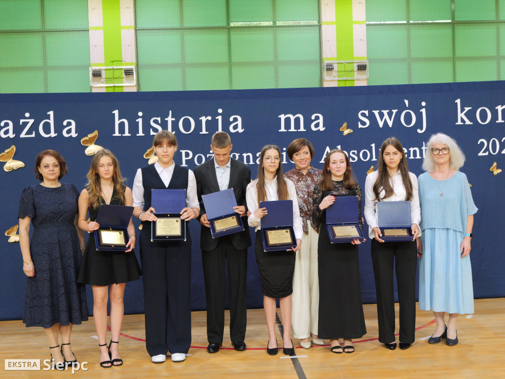 Pożagnanie absolwentów Dwójki