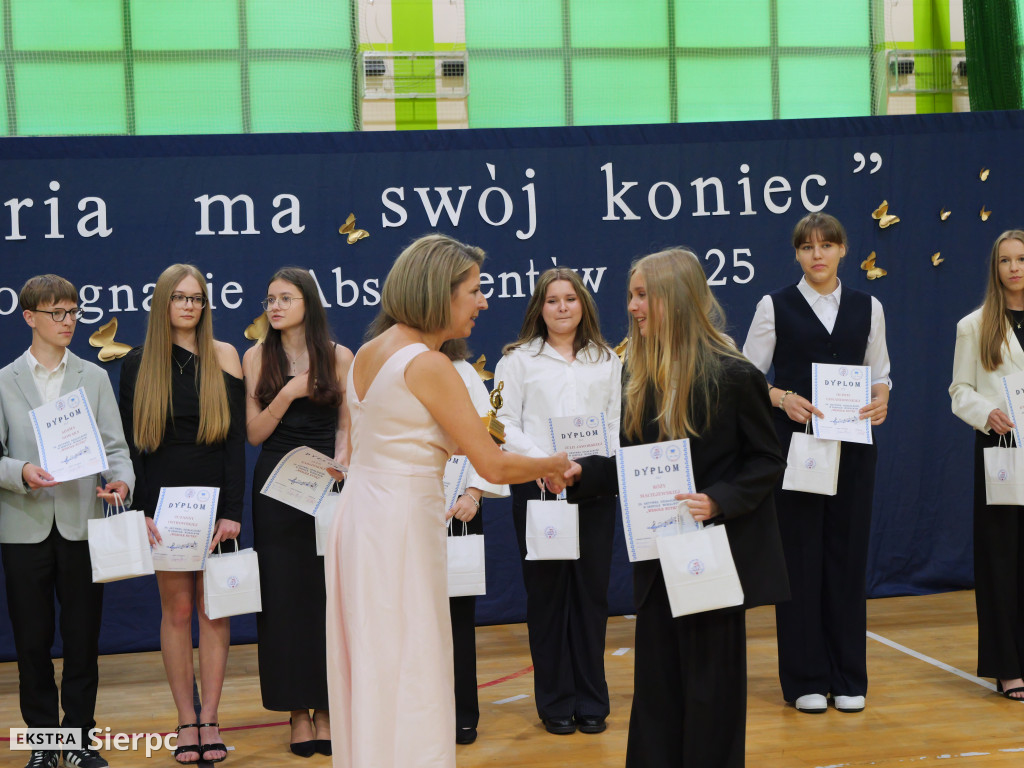 Pożagnanie absolwentów Dwójki