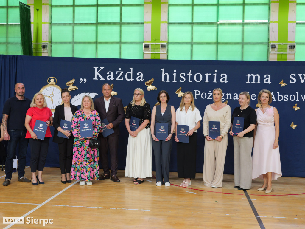 Pożagnanie absolwentów Dwójki