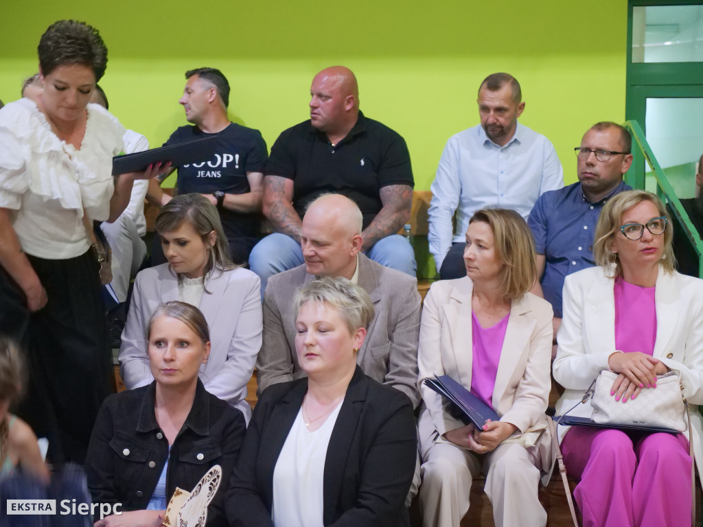 Pożagnanie absolwentów Dwójki