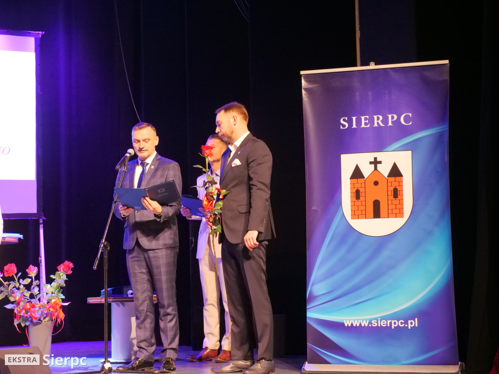 Akty mianowania i nagrody burmistrza w CKiSz