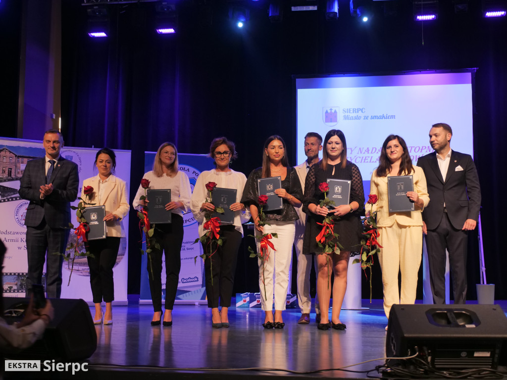Akty mianowania i nagrody burmistrza w CKiSz