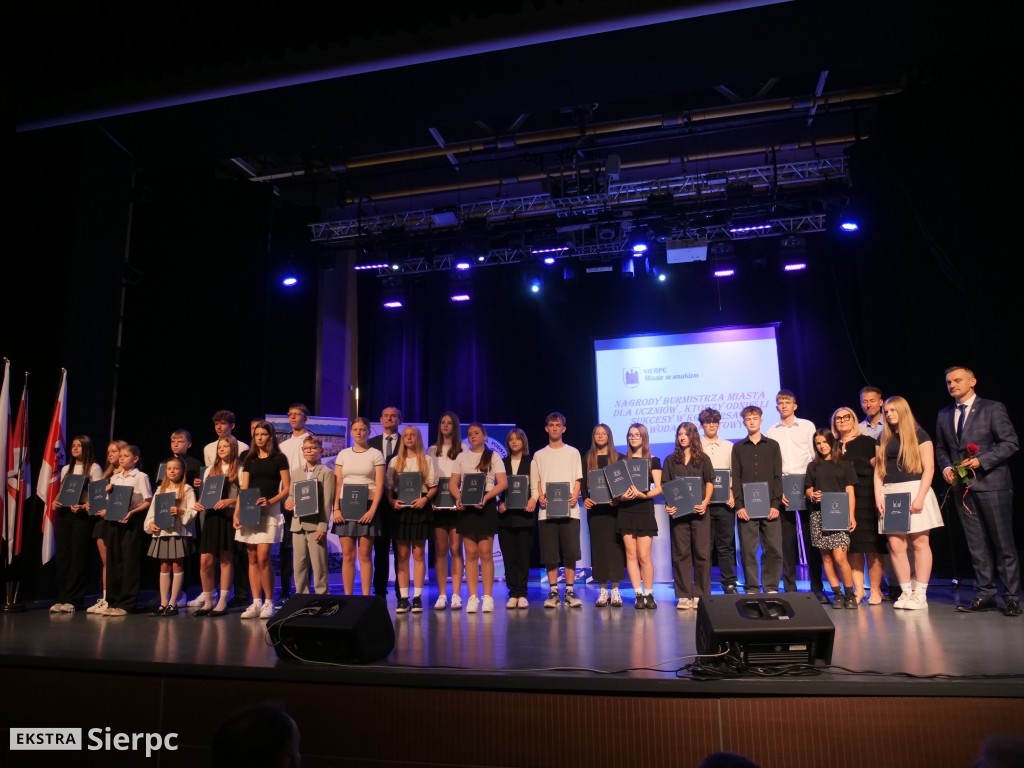 Akty mianowania i nagrody burmistrza w CKiSz