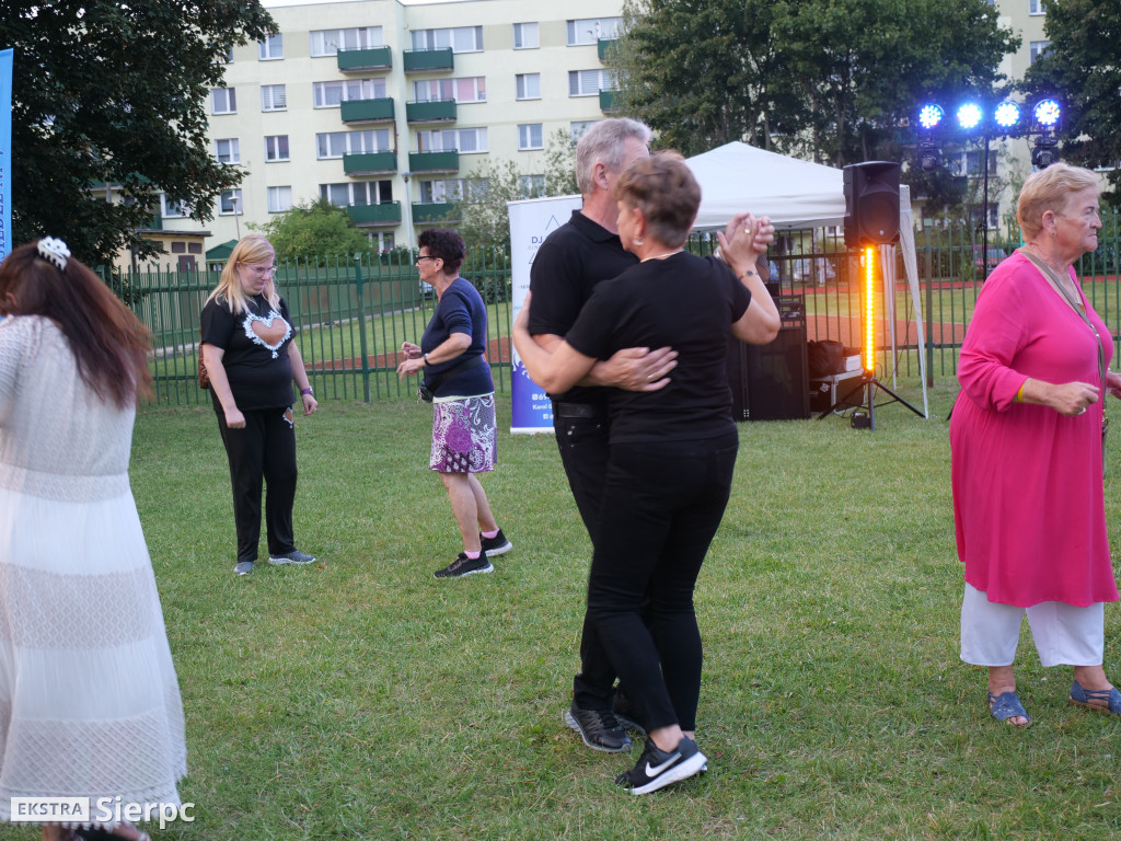 Potańcówka na Osiedlu nr 7