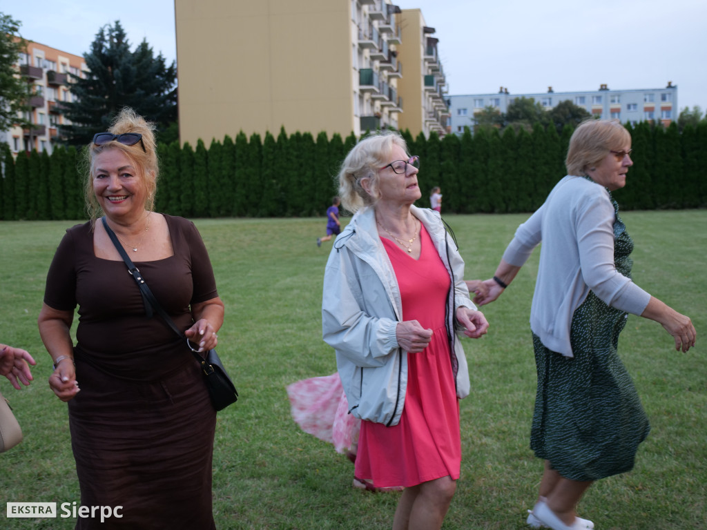 Potańcówka na Osiedlu nr 7