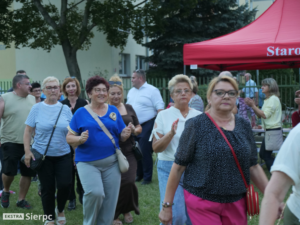 Potańcówka na Osiedlu nr 7