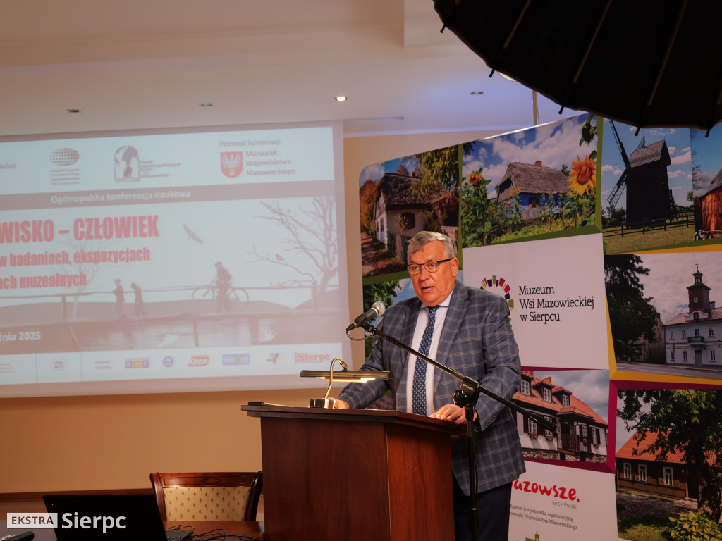 Muzealna konferencja w skasnenie w Sierpcu