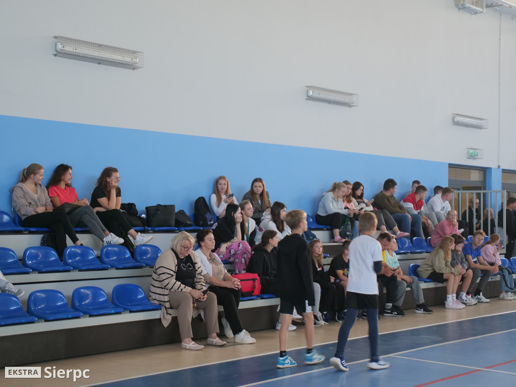 Turniej piłki siatkowej w Studzieńcu