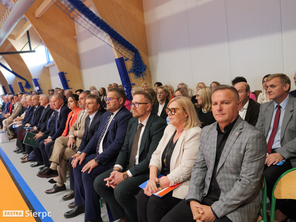 Otwarcie hali w Ekonomiku