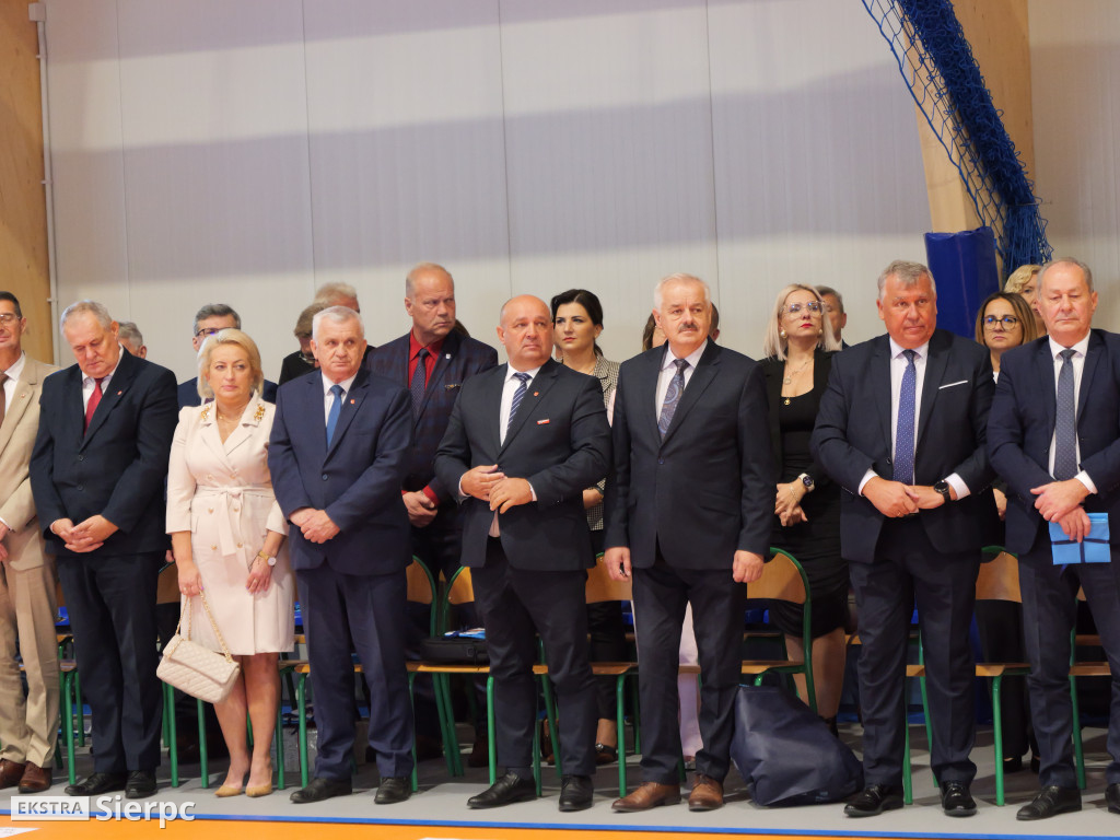 Otwarcie hali w Ekonomiku