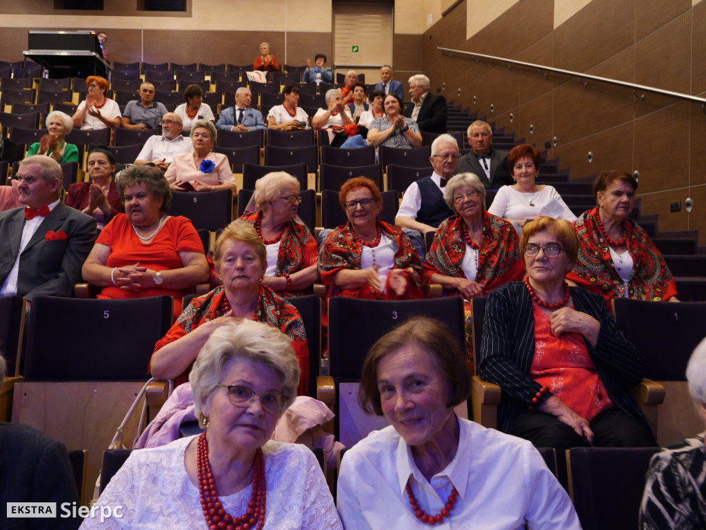 Przegląd emeryckich zespołów artystycznych