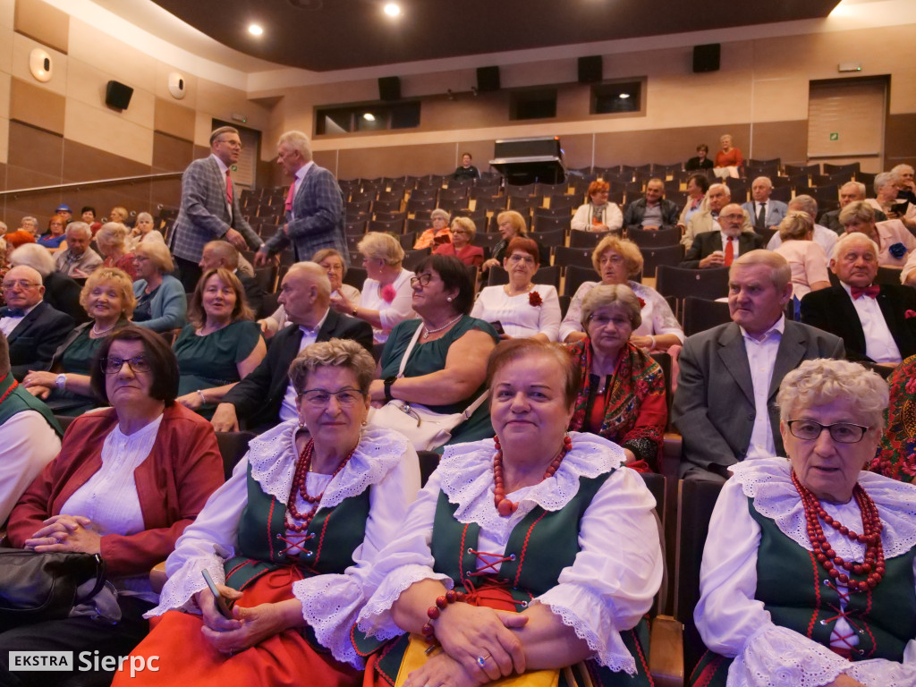 Przegląd emeryckich zespołów artystycznych