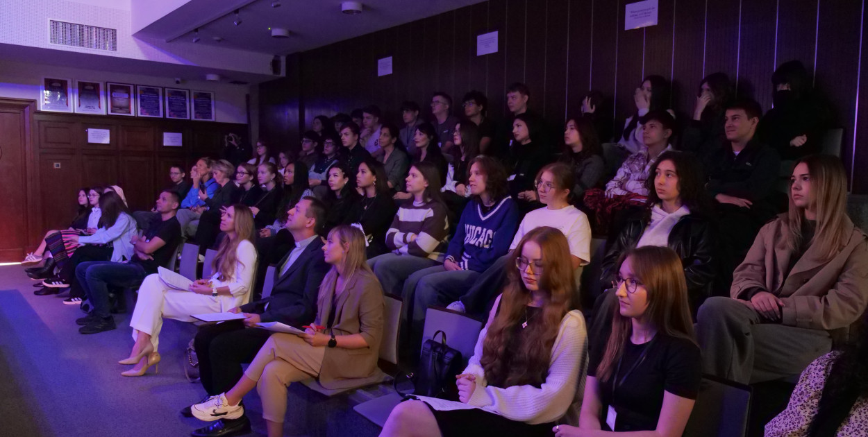 Erasmus+ i Collegium Leonium