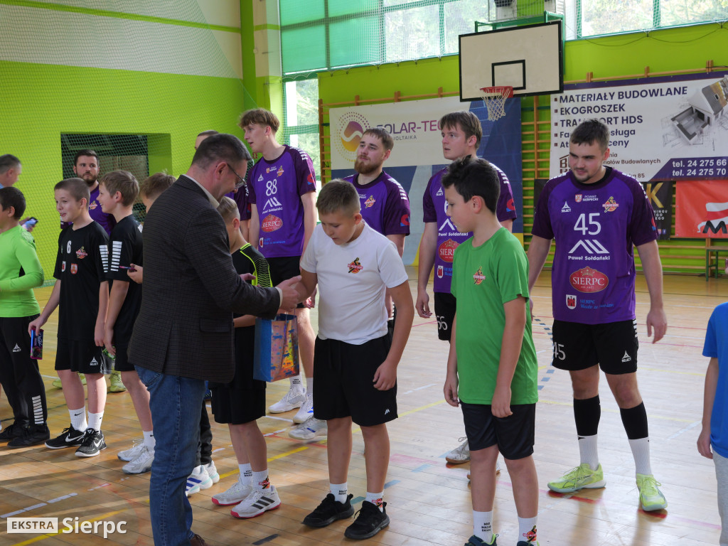 MKS Mazur Sierpc - SMS Płock