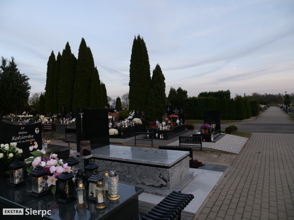 Wszystkich Świętych na sierpeckich cmentarzach