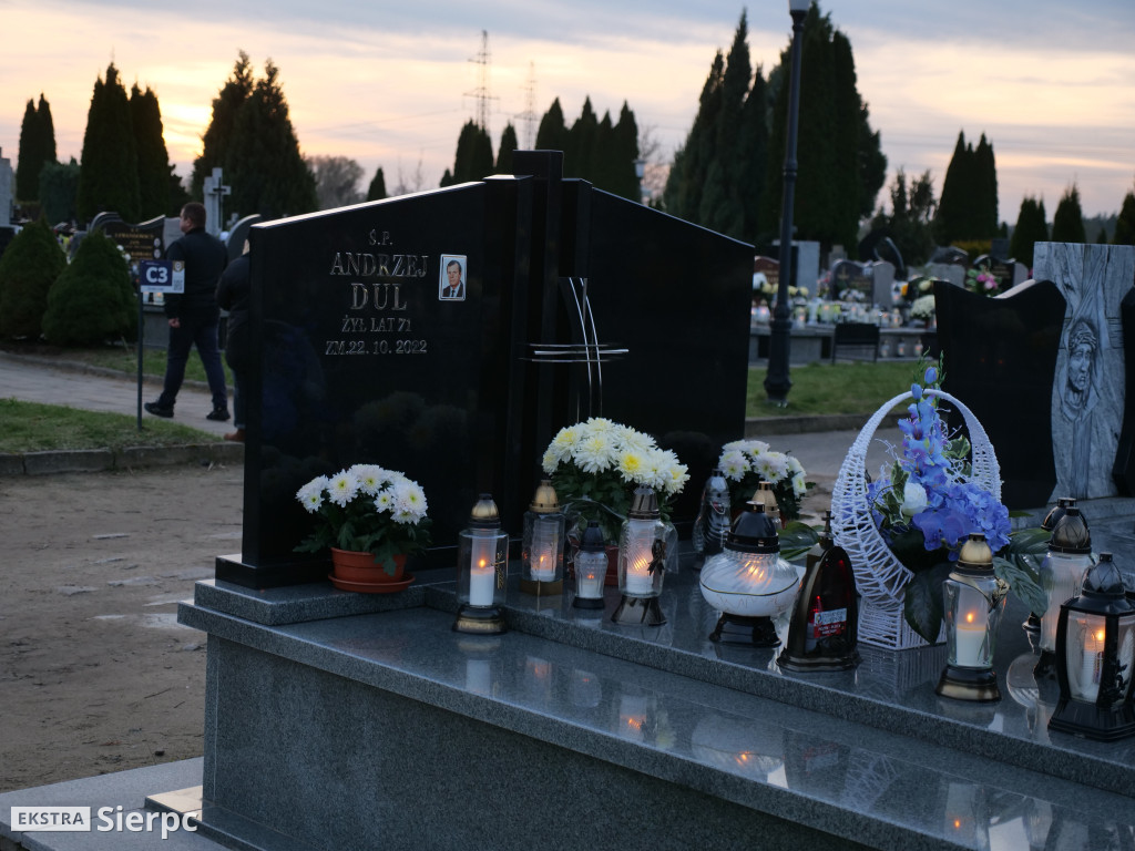 Wszystkich Świętych na sierpeckich cmentarzach