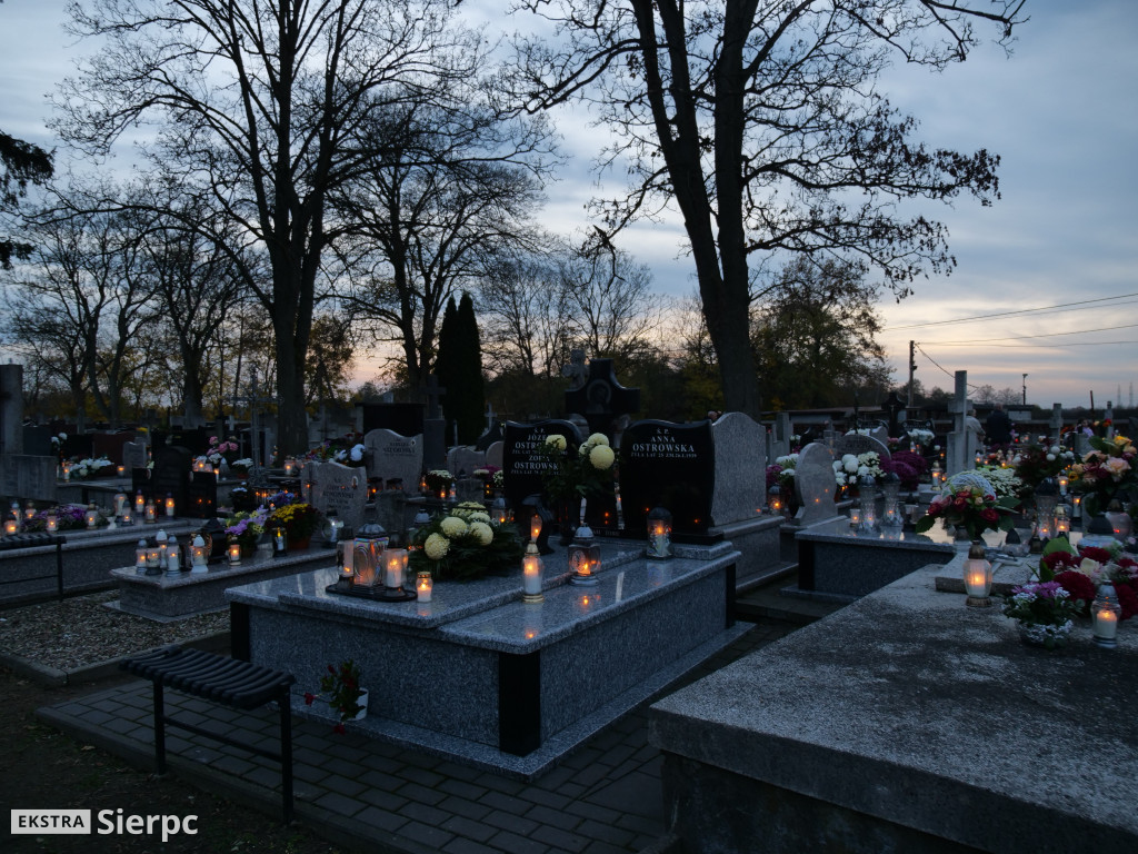 Wszystkich Świętych na sierpeckich cmentarzach