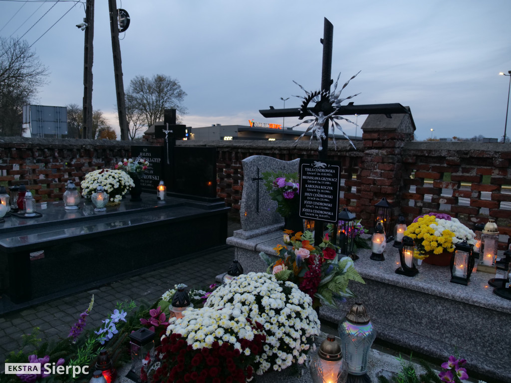 Wszystkich Świętych na sierpeckich cmentarzach