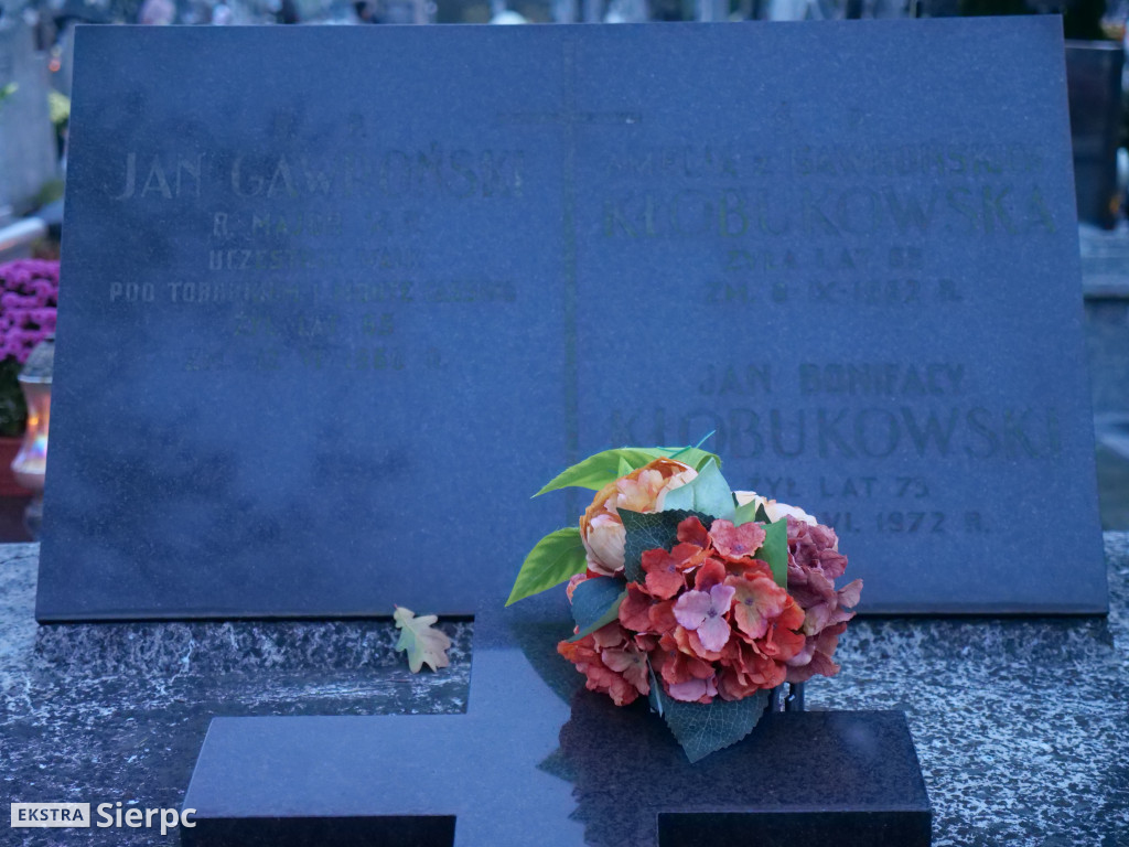 Wszystkich Świętych na sierpeckich cmentarzach