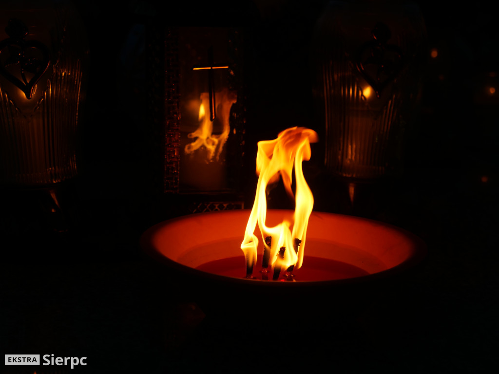 Wszystkich Świętych na sierpeckich cmentarzach