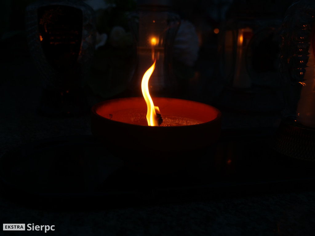 Wszystkich Świętych na sierpeckich cmentarzach