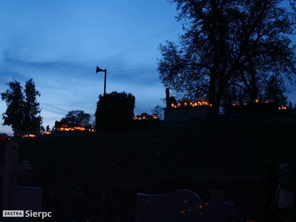 Wszystkich Świętych na sierpeckich cmentarzach