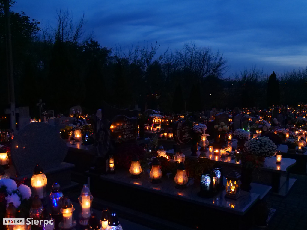 Wszystkich Świętych na sierpeckich cmentarzach
