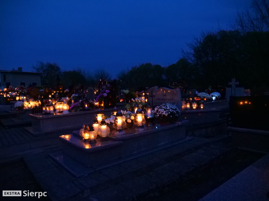 Wszystkich Świętych na sierpeckich cmentarzach