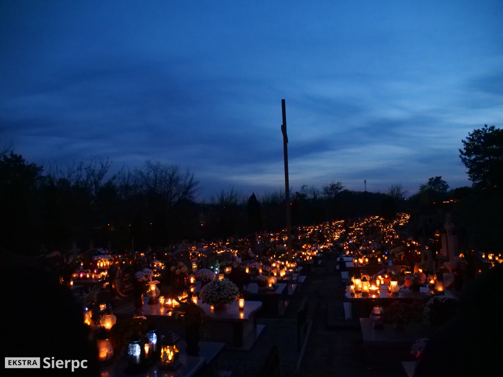 Wszystkich Świętych na sierpeckich cmentarzach