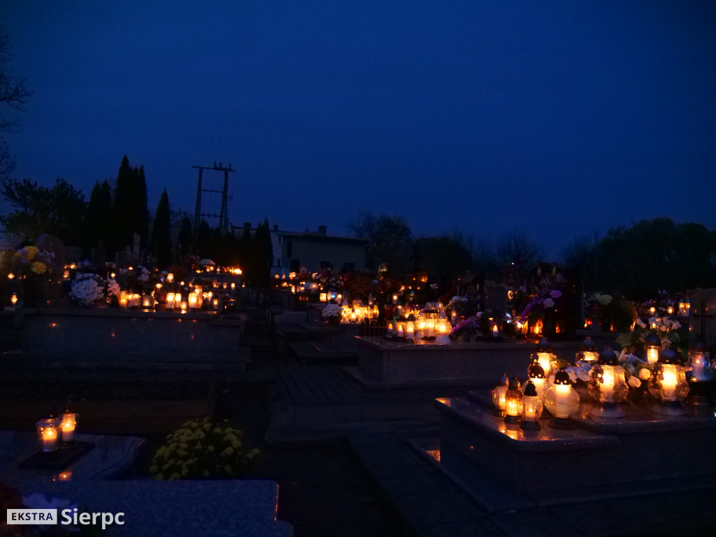 Wszystkich Świętych na sierpeckich cmentarzach
