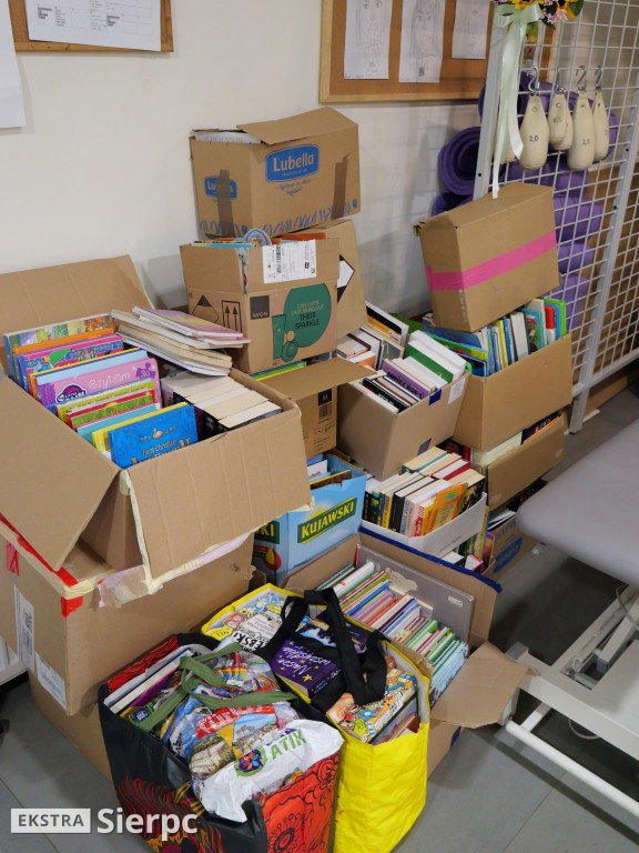 Zbiórka książek  „Razem dla Teosia i Felixa”.