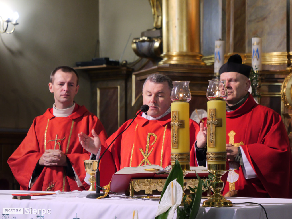 Twórczy Ognik przed Ogniskiem Pracy Pozaszkolnej