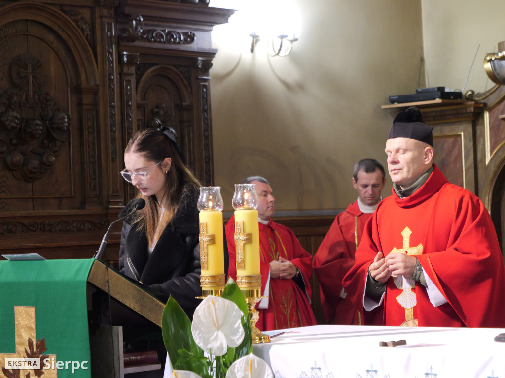 Twórczy Ognik przed Ogniskiem Pracy Pozaszkolnej