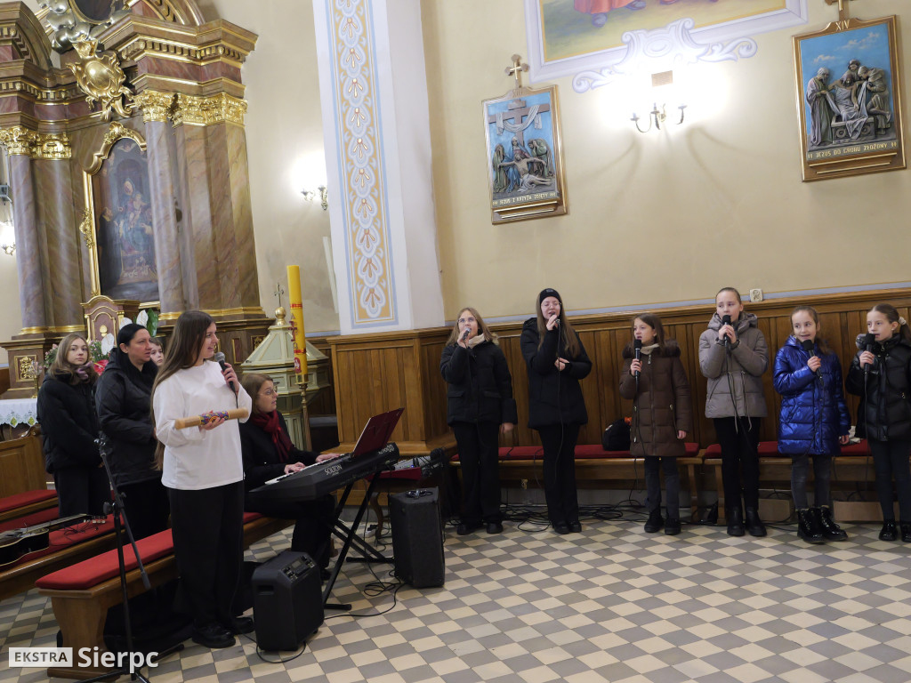 Twórczy Ognik przed Ogniskiem Pracy Pozaszkolnej
